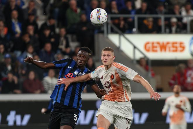 许多球迷为 许多球迷为